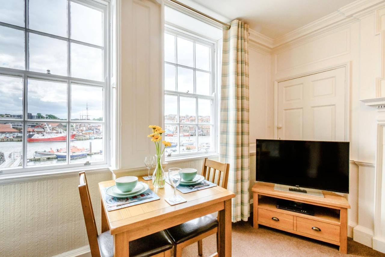 What A View At Quayside Apartment ويتبي المظهر الخارجي الصورة